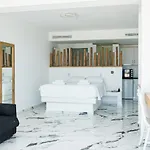 Отель Bianco A Nero Mykonos