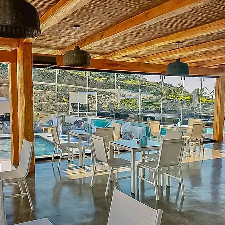 Bianco A Nero Mykonos