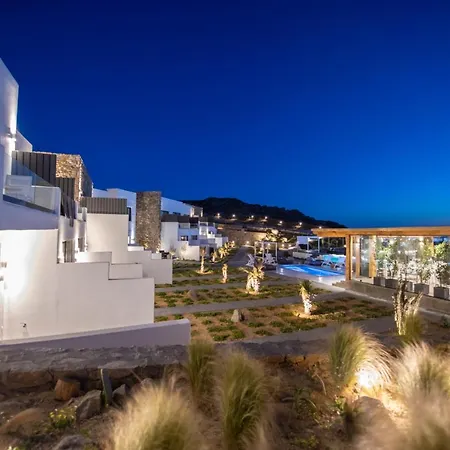 Bianco A Nero Mykonos מלון Plintri