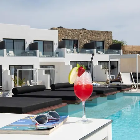 מלון Bianco A Nero Mykonos 3*