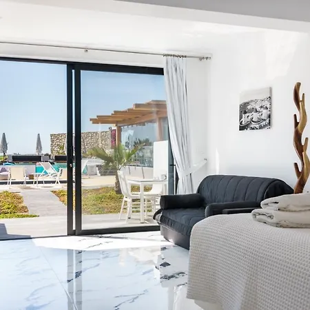 Bianco A Nero Mykonos Hotel