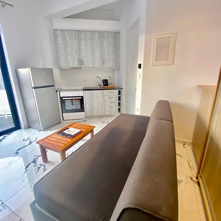 Bianco A Nero Mykonos מלון Plintri