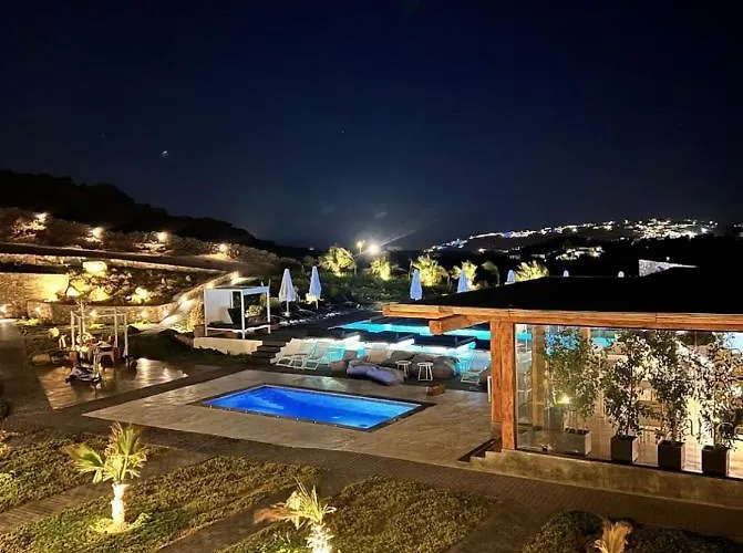 Bianco A Nero Mykonos Hotel