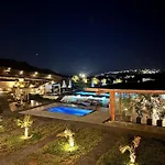 Bianco A Nero Mykonos Hotel
