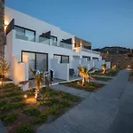 Bianco A Nero Mykonos Plintri