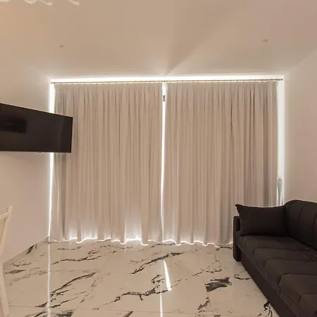 Bianco A Nero Mykonos Hotel 3*