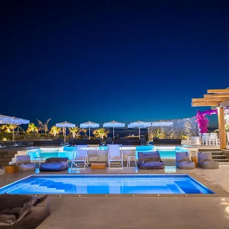 Bianco A Nero Mykonos 3* Plintri