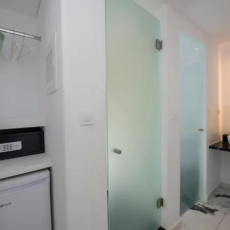 Hotel Bianco A Nero Mykonos Plintri