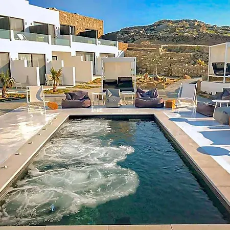 Bianco A Nero Mykonos 3*