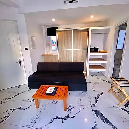 Bianco A Nero Mykonos 3*