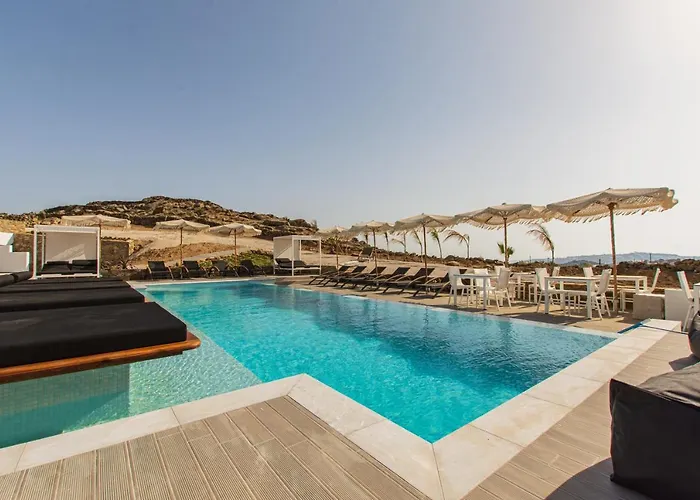 Bianco A Nero Mykonos 酒店 3*