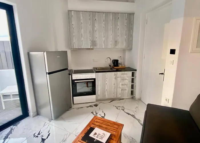 酒店 Bianco A Nero Mykonos Plintri