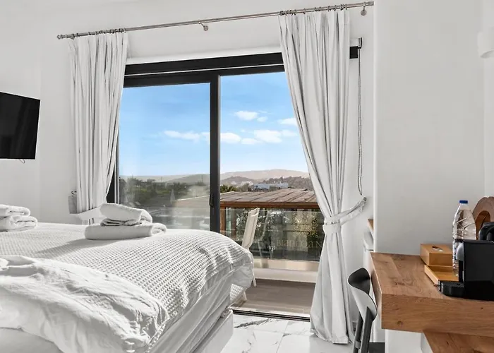 Bianco A Nero Mykonos 酒店 3*