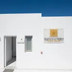 Bianco A Nero Mykonos Hotel 3*