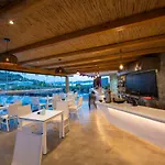 Bianco A Nero Mykonos Hotel