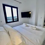Bianco A Nero Mykonos Hotel