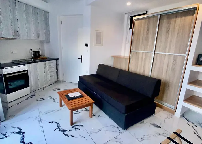 Bianco A Nero Mykonos Hotel Plintri