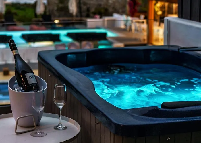 Hotel Bianco A Nero Mykonos 3*